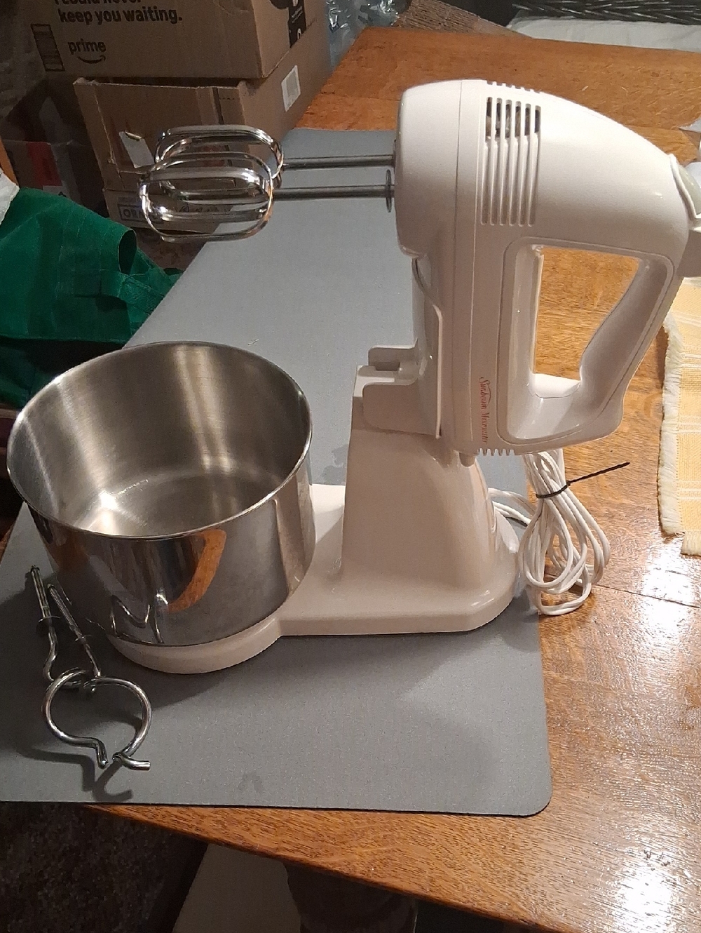 Sunbeam Stand / Handheld Mixer - Model 2372
